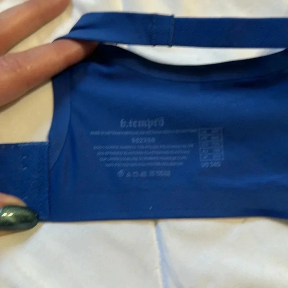 B Tempt’d blue wire free padded bra size 34D NWT - Picture 4 of 4